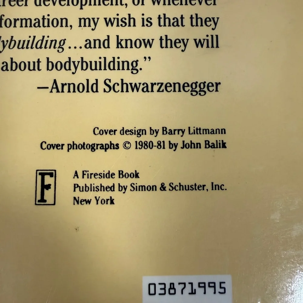 Arnold Schwarzenegger Encyclopedia of Modern Bodybuilding Paperback